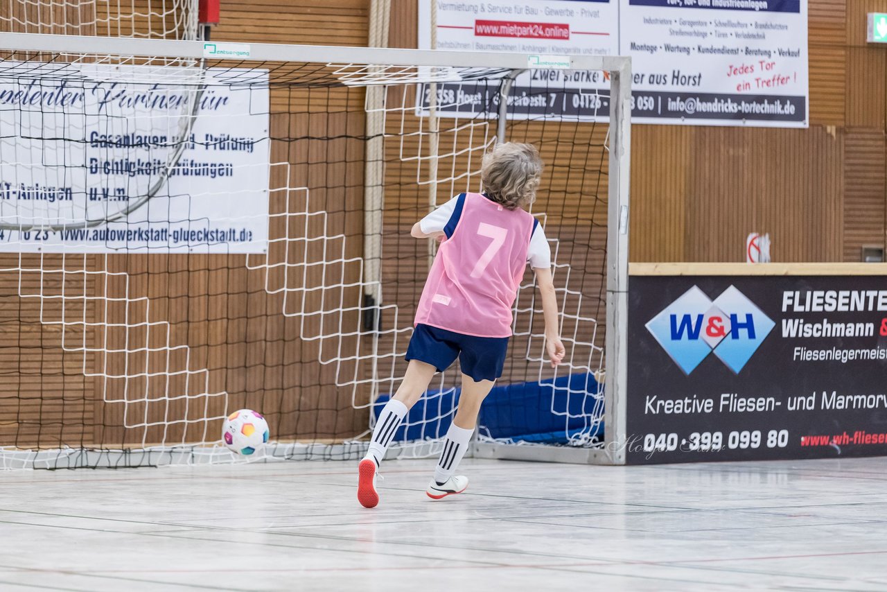 Bild 605 - VR Bank Cup Horst